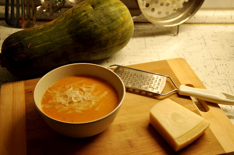 pumpkin, soup, polievka, chilli, parmezán